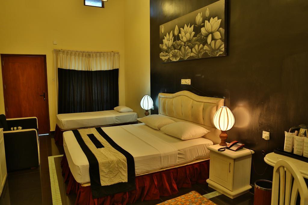 Miridiya Lake Resort Anurâdhapura Extérieur photo