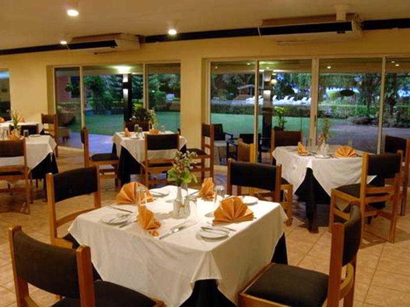 Miridiya Lake Resort Anurâdhapura Extérieur photo
