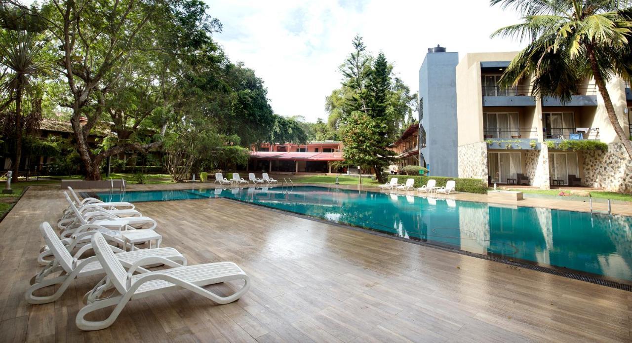 Miridiya Lake Resort Anurâdhapura Extérieur photo